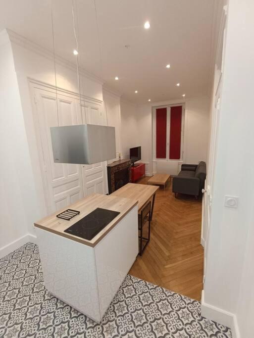 Appartement Proche Gare Part-Dieu Lyon Exterior photo
